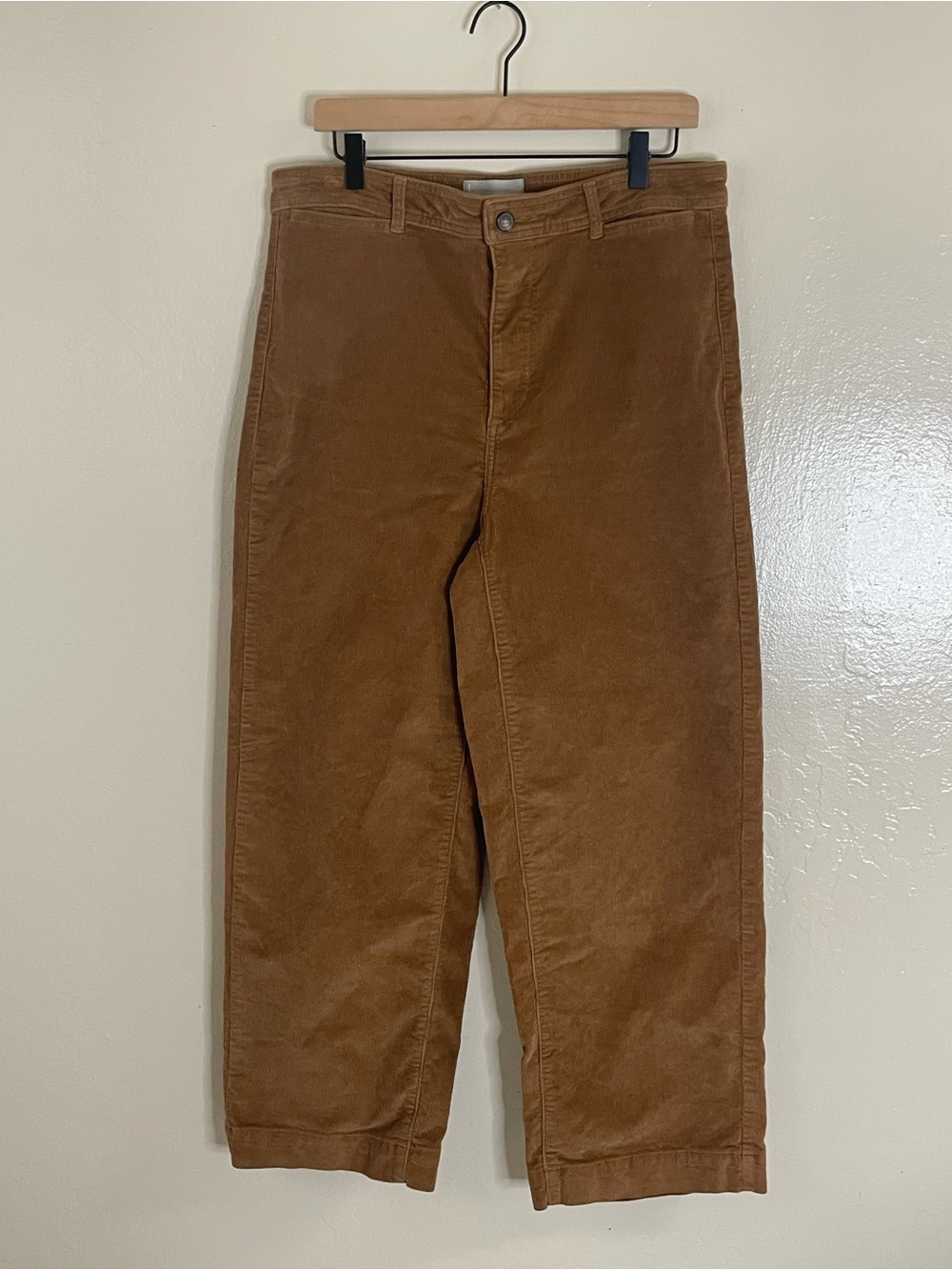Everlane women’s brown Corduroy high rise in Warm Chestnut